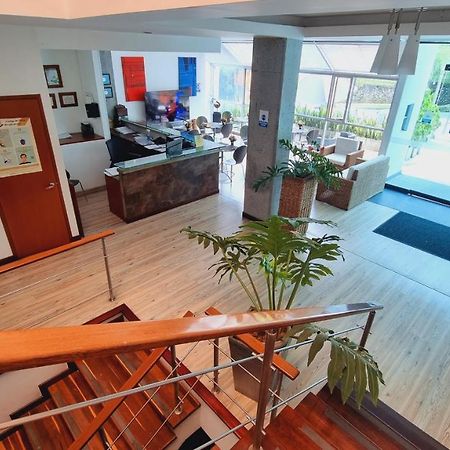 Habitat Suites Hotel بيريرا المظهر الخارجي الصورة
