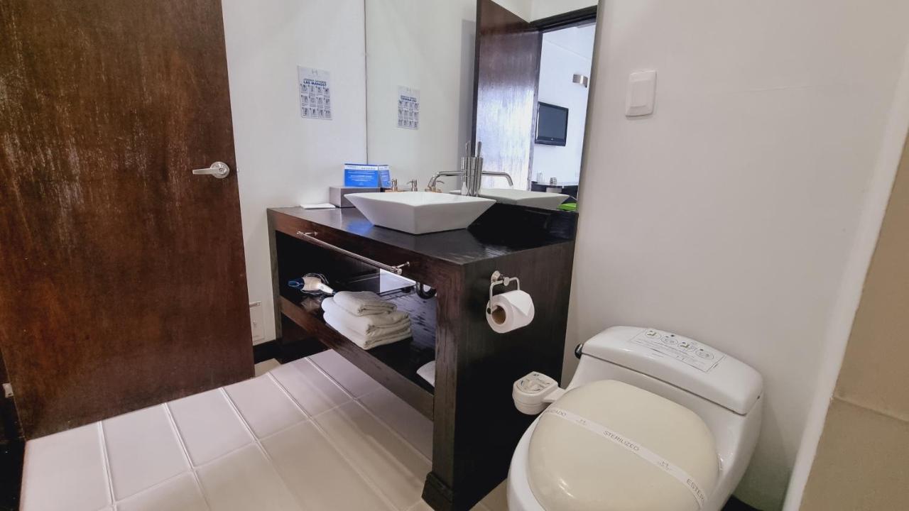Habitat Suites Hotel بيريرا المظهر الخارجي الصورة