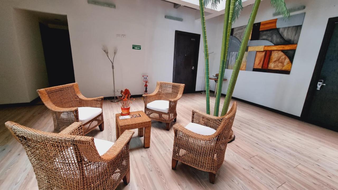 Habitat Suites Hotel بيريرا المظهر الخارجي الصورة