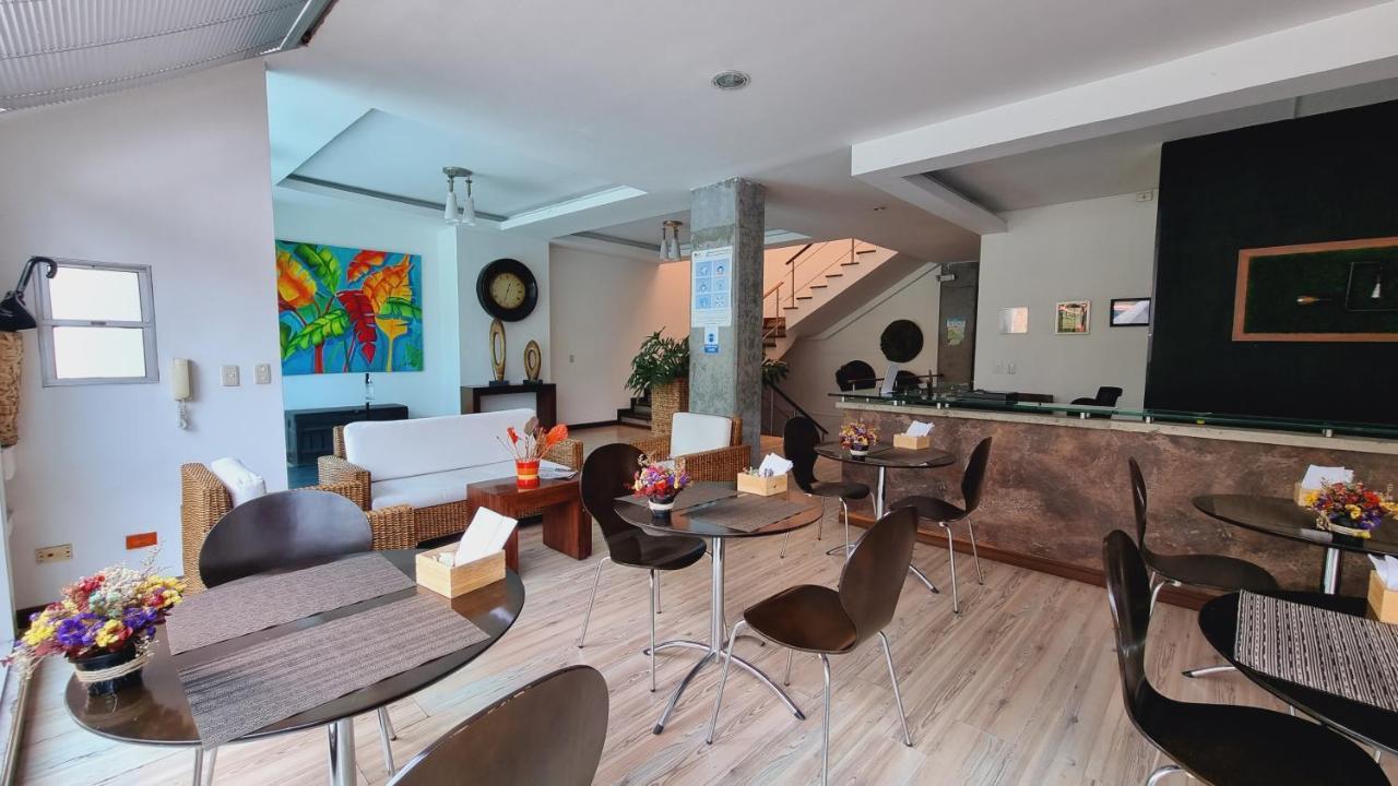 Habitat Suites Hotel بيريرا المظهر الخارجي الصورة