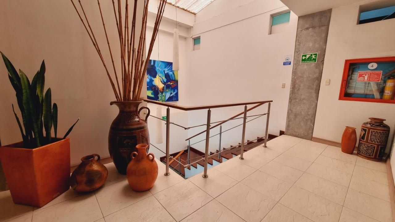 Habitat Suites Hotel بيريرا المظهر الخارجي الصورة