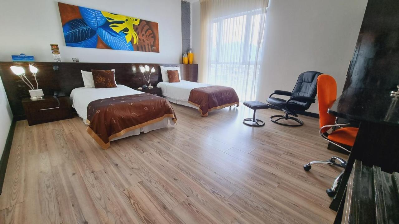 Habitat Suites Hotel بيريرا المظهر الخارجي الصورة