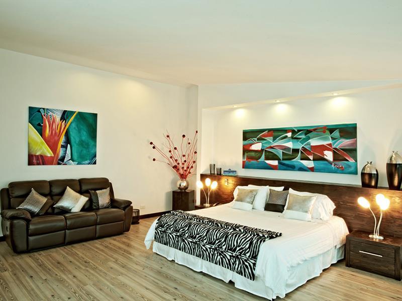 Habitat Suites Hotel بيريرا الغرفة الصورة